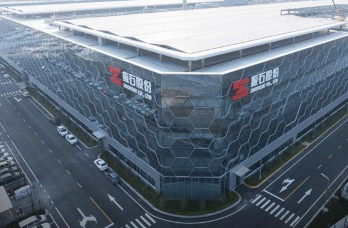 振石股份销售数据与客户存2亿差异，上市前实控人父子分红11亿