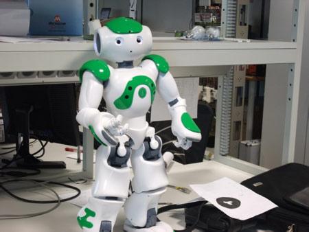工业机器人解锁开刃、缝制新场景 赋能中国智能制造